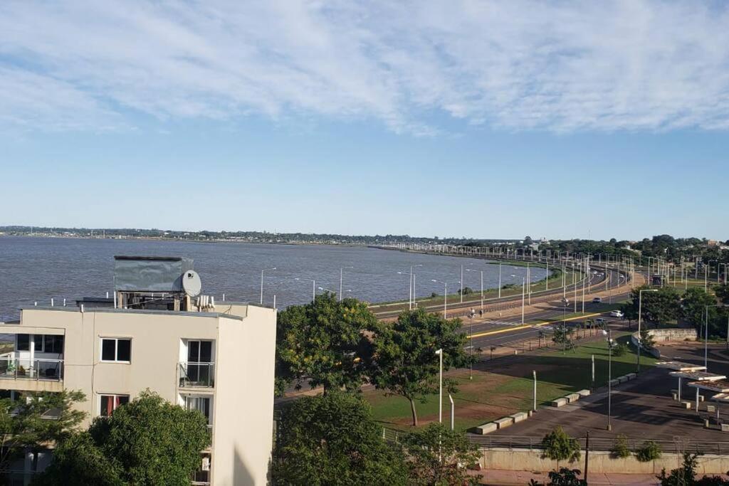 Hermoso Departamento Con Vista Al Rio Y Parrilla Daire Posadas Dış mekan fotoğraf